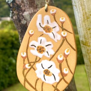 Colar Flores Brancas